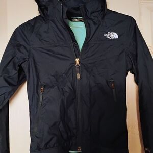 Northface Windwall hooded windbreaker